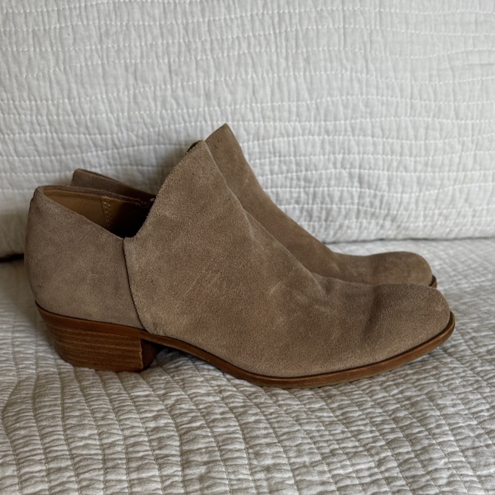 Lucky Brand Tan Suede Ankle Booties